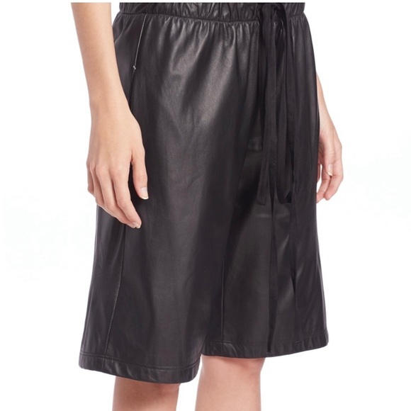 Vera Wang leather shorts size 4 /38
